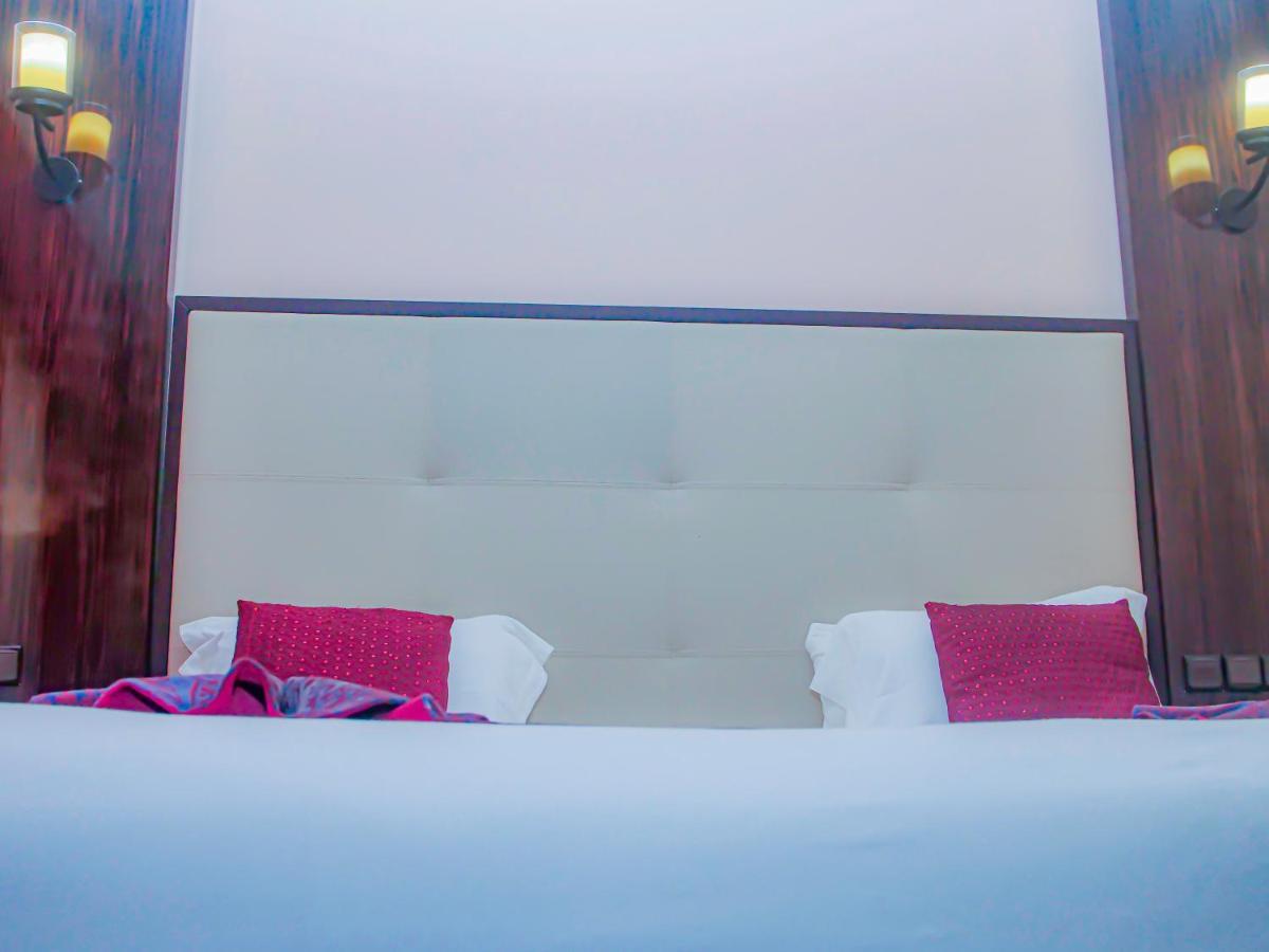 Fleur De Lys Almadies Hotel