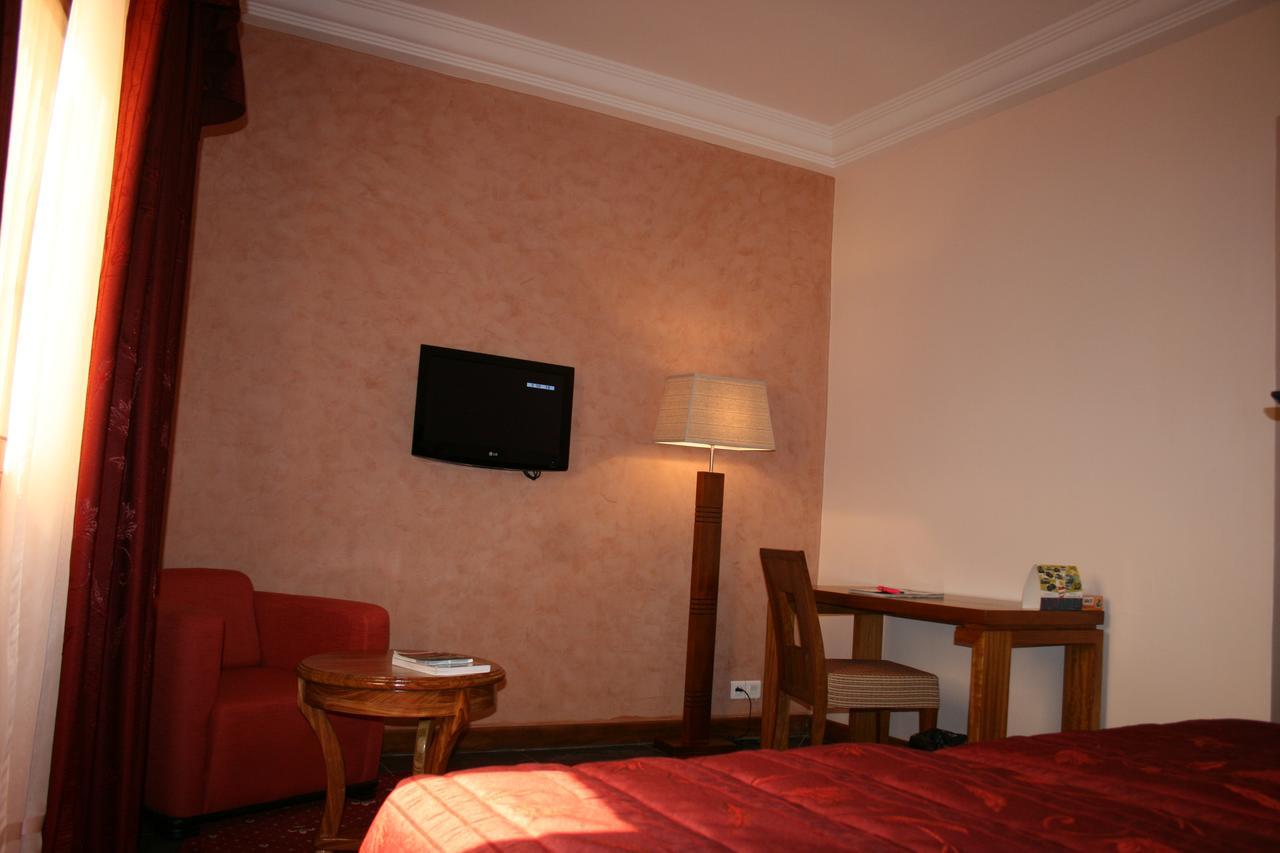 Hotel Fleur De Lys Almadies 3*
